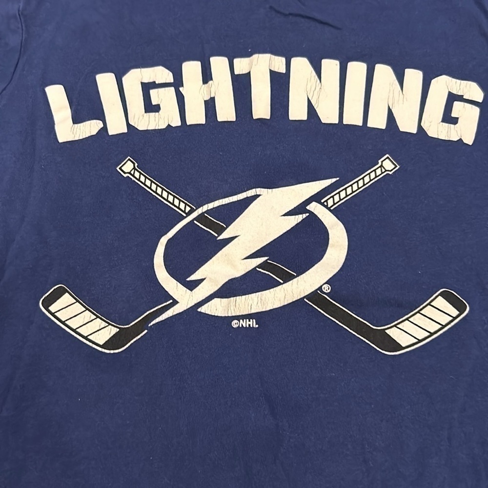 EUC Boys Tampa Bay Lightning Blue T-shirt Size XS - Picture 2 of 3